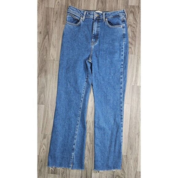 (3/$35) Forever 21 Size 29 Pockets Fringe Hem Straight Leg Denim Blue Jeans - Picture 1 of 10